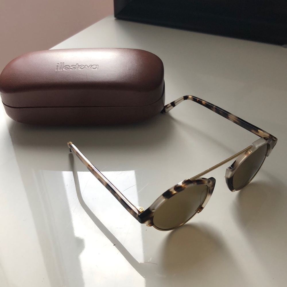 Sunglasses Illesteva
